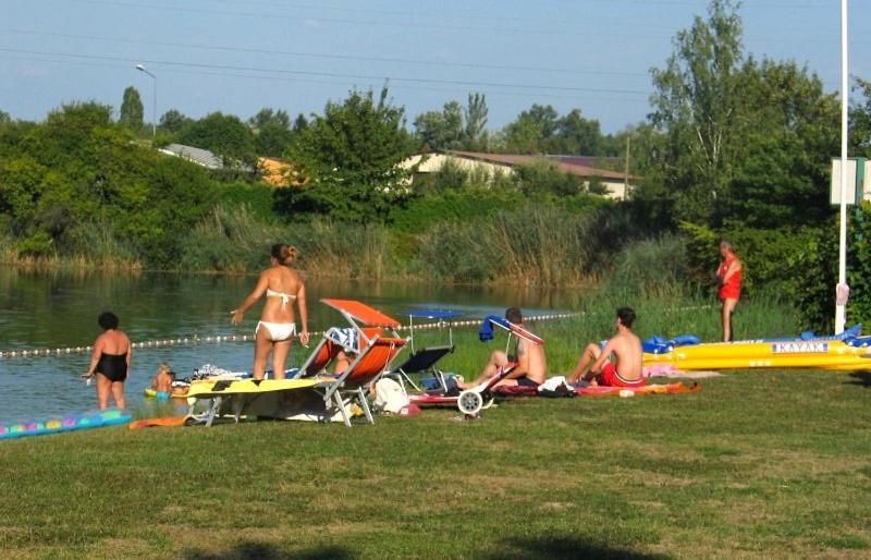 Camping Clicochic Au Clair Ruisseau Hotel Gerstheim Kültér fotó